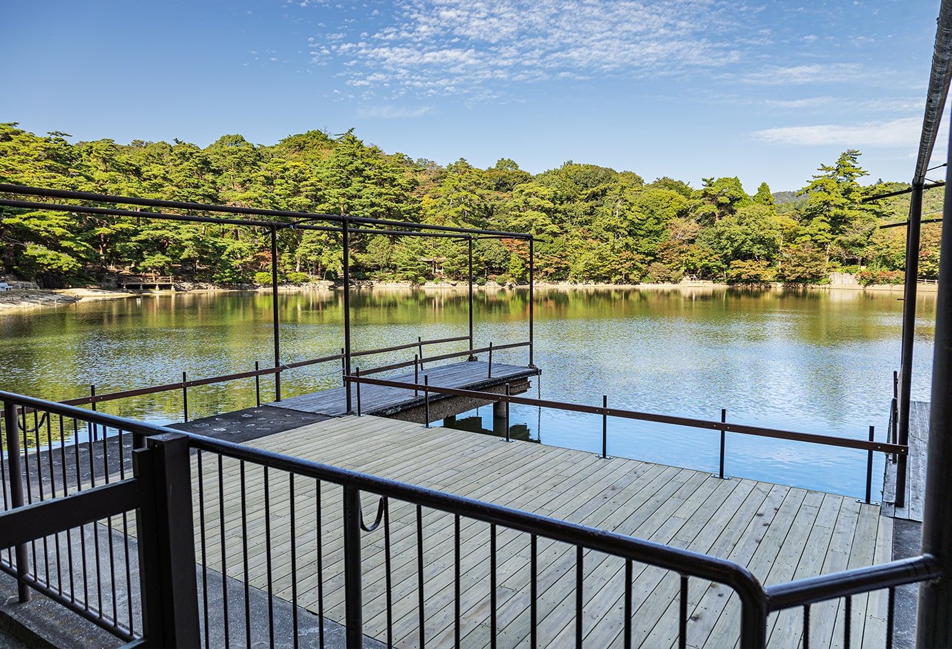 Forest Pond Restaurant 「BOND」