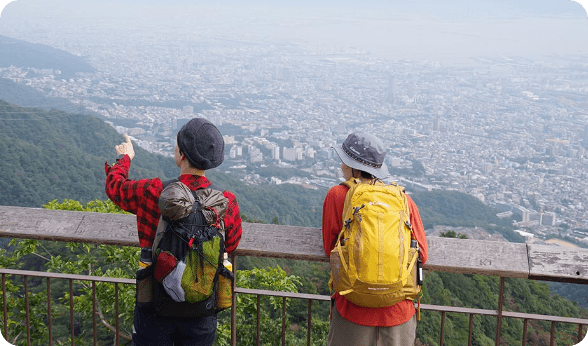 역사와 자연을 담은 마야 등산